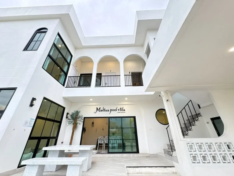 M1-Medina พูลวิลล่า บางแสน (1)