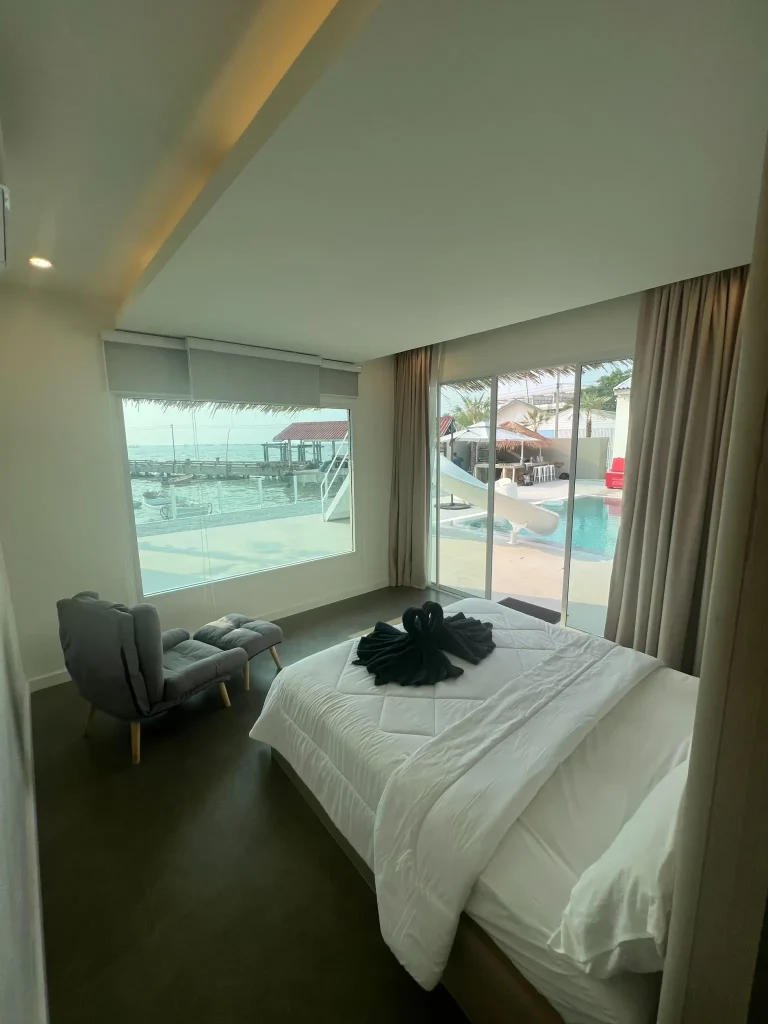 LINE_ALBUM_updated รูปบ้าน The Sea Pano_260203_19