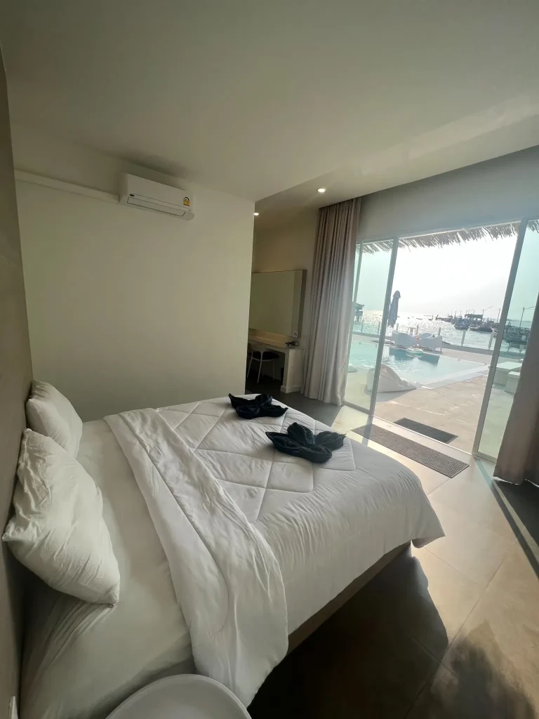 LINE_ALBUM_updated รูปบ้าน The Sea Pano_260203_48