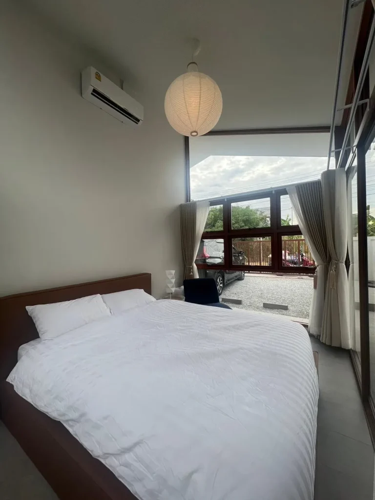 LINE_ALBUM_บ้าน OKINAWA POOLVILLA หาดบางแสน_260203_82