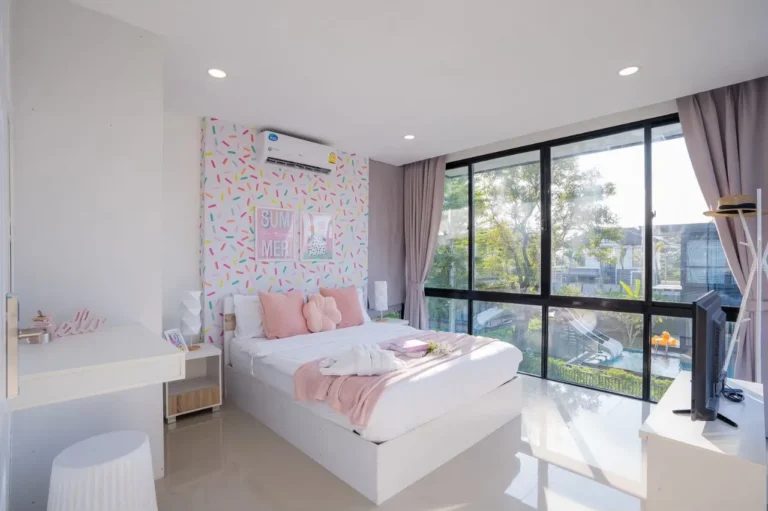 LINE_ALBUM_Snap stay pattaya_260626_23