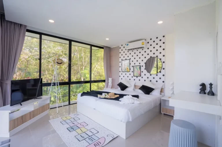 LINE_ALBUM_Snap stay pattaya_260626_26