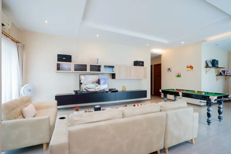 LINE_ALBUM_Wealthy House (เวล-ธี)_260630_109