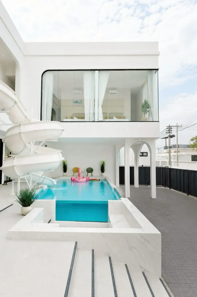 LINE_ALBUM_Celestia-8 beds , 12 baths_260711_21