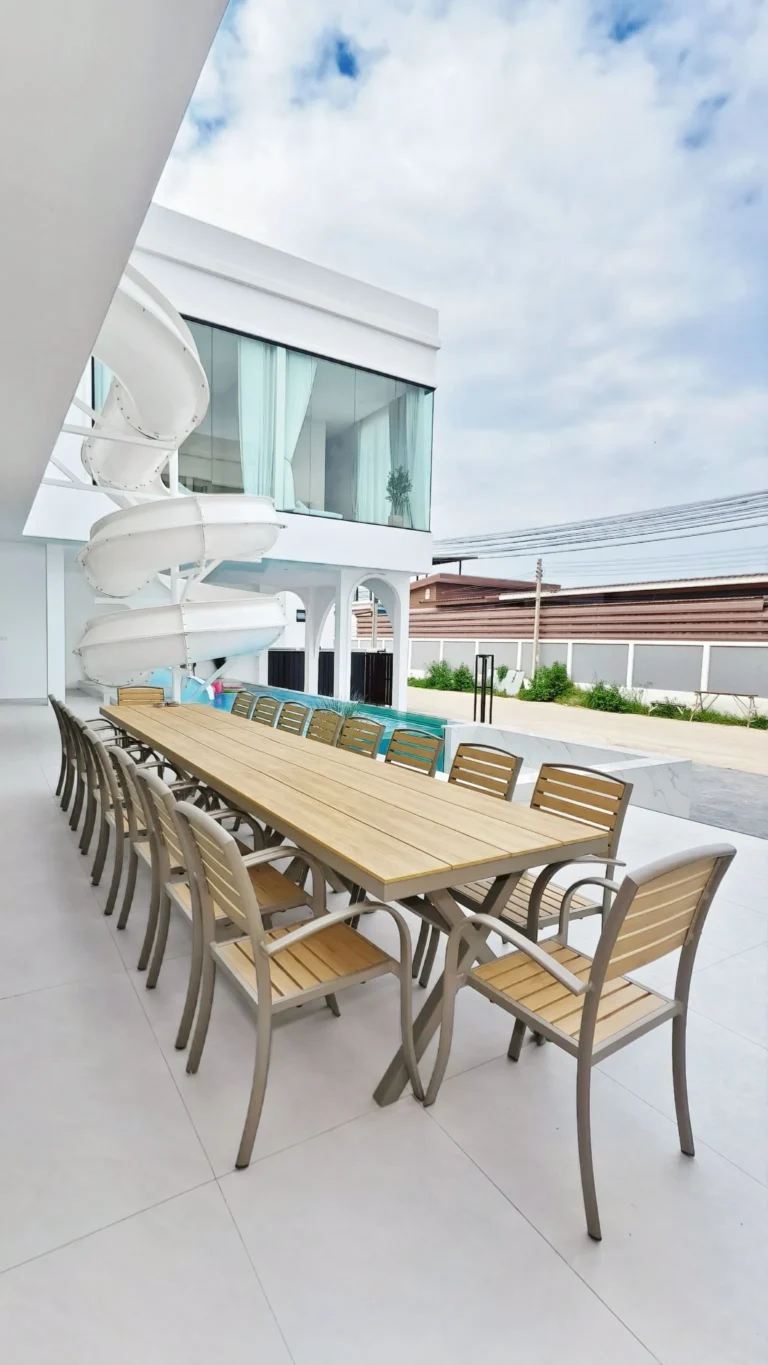 LINE_ALBUM_Celestia-8 beds , 12 baths_260711_25