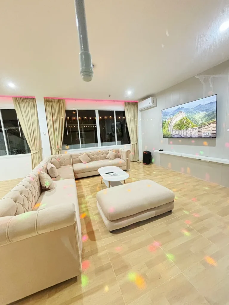 LINE_ALBUM_Dream pool villa 3_260630_26