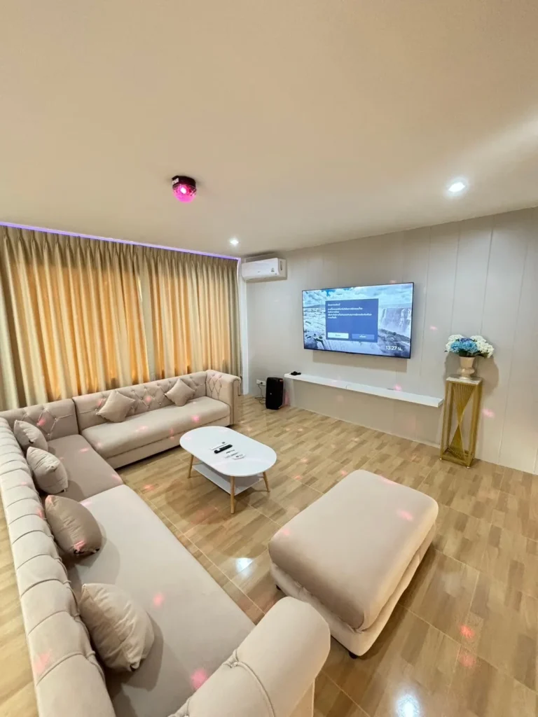 LINE_ALBUM_Dream pool villa 3_260630_44
