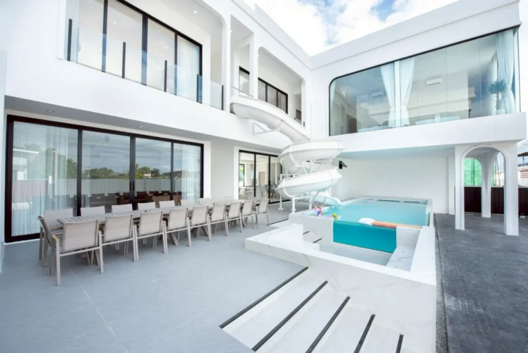 LINE_ALBUM_Jupiter_8 Beds, 12 Baths_260711_6