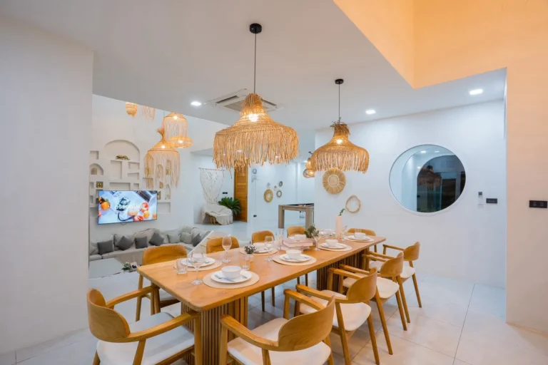 LINE_ALBUM_LYYA VILLA_260803_102