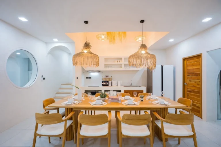 LINE_ALBUM_LYYA VILLA_260803_106