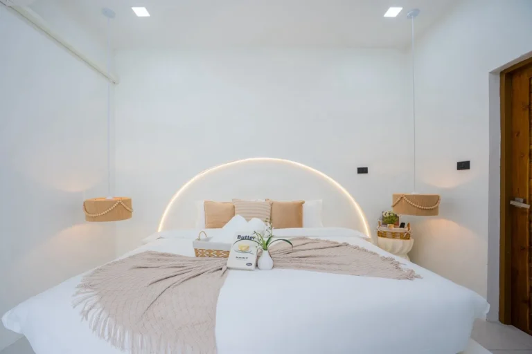 LINE_ALBUM_LYYA VILLA_260803_191