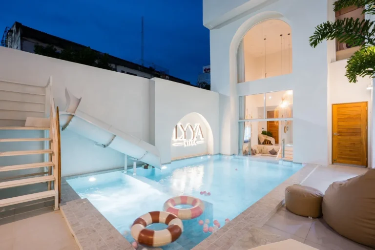 LINE_ALBUM_LYYA VILLA_260803_77