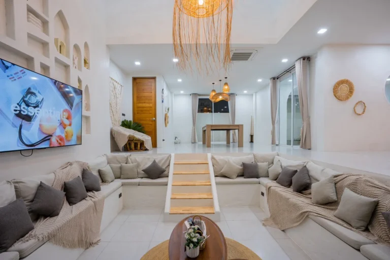 LINE_ALBUM_LYYA VILLA_260803_98