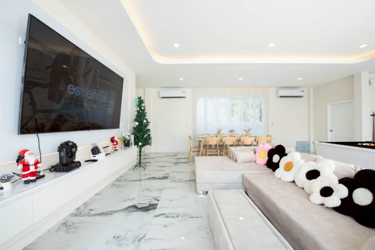 LINE_ALBUM_บ้าน White Romance_260806_21