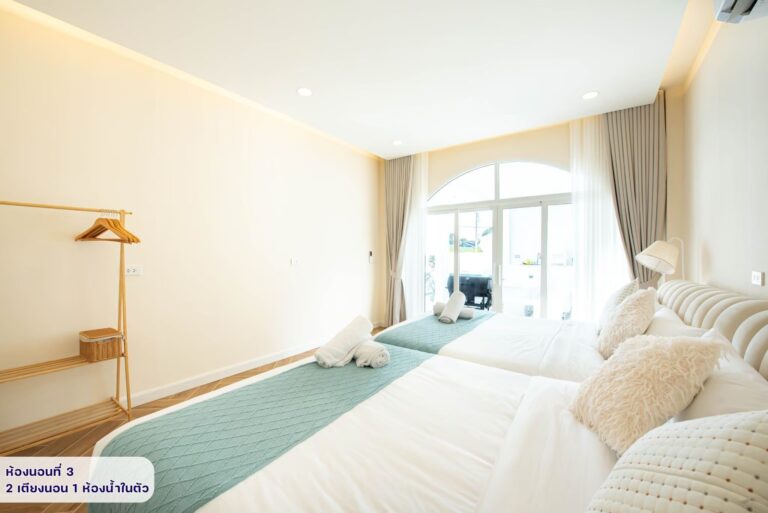 LINE_ALBUM_บ้าน White Romance_260806_66