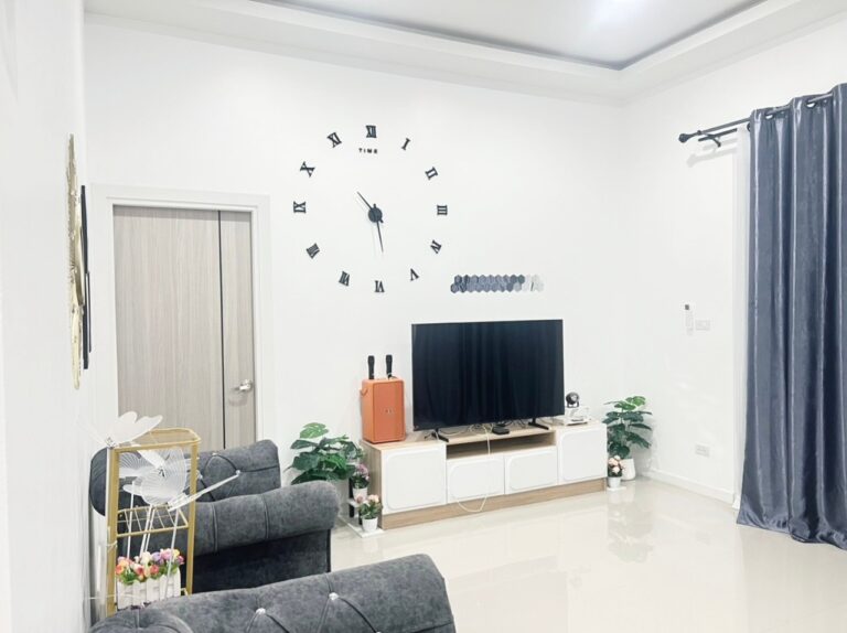 LINE_ALBUM_ภายในบ้านนิฟต้า_260806_1