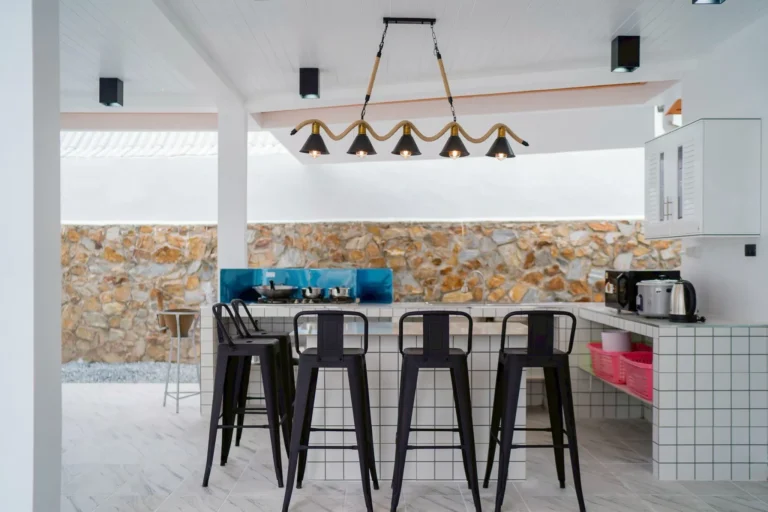 LINE_ALBUM_Labaris poolvilla_260928_220