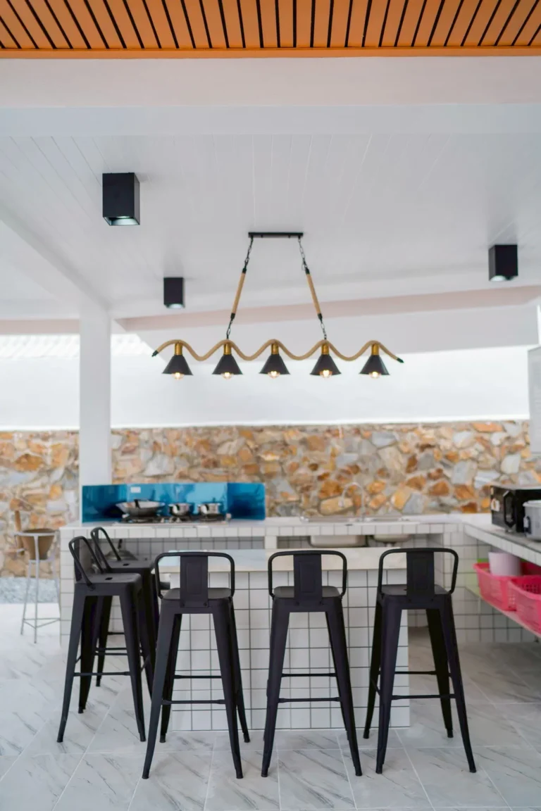 LINE_ALBUM_Labaris poolvilla_260928_221