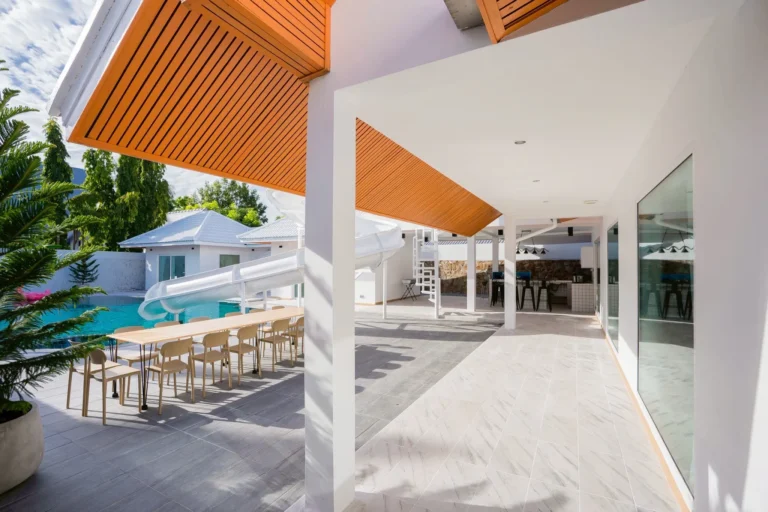 LINE_ALBUM_Labaris poolvilla_260928_40