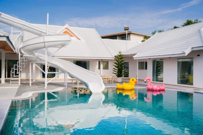 LINE_ALBUM_Labaris poolvilla_260928_6